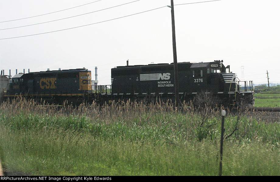 NS SD40-2 #3376 on WPOI-16